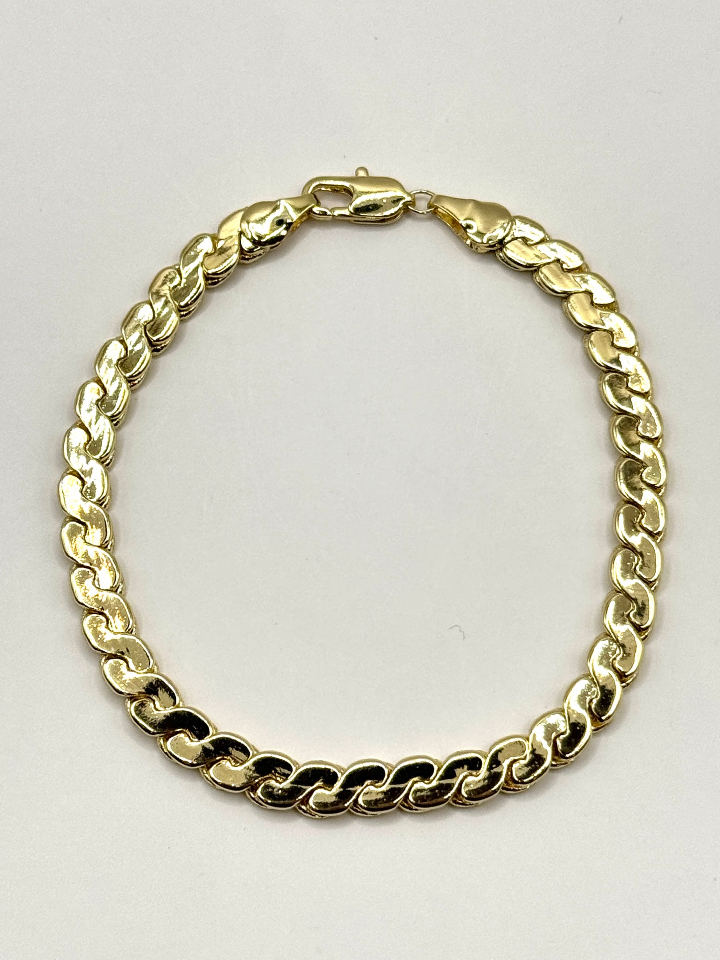 Bratara Infinity - placata cu aur 18k