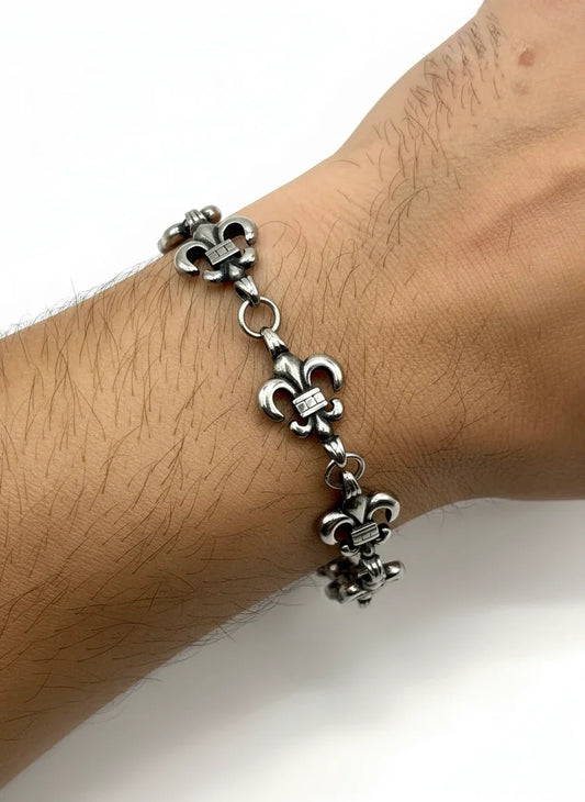 Brățară inox 22 cm – model Fleur-de-Lis, stil Y2K, punk, gothic
