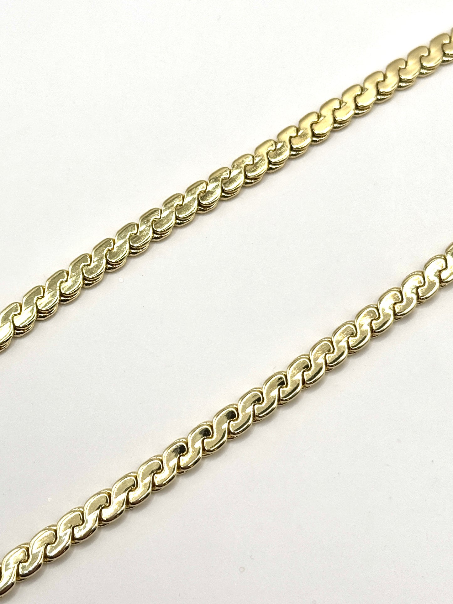 Bratara Infinity - placata cu aur 18k