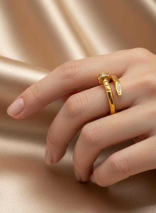 Inel Tip Cui inox placat cu aur 18k